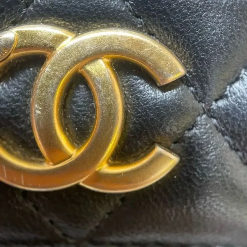 CHANEL brand color